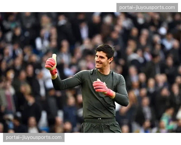 皇马库尔图瓦79.4%传球准确率 门将参与后场组织缓解出球压力